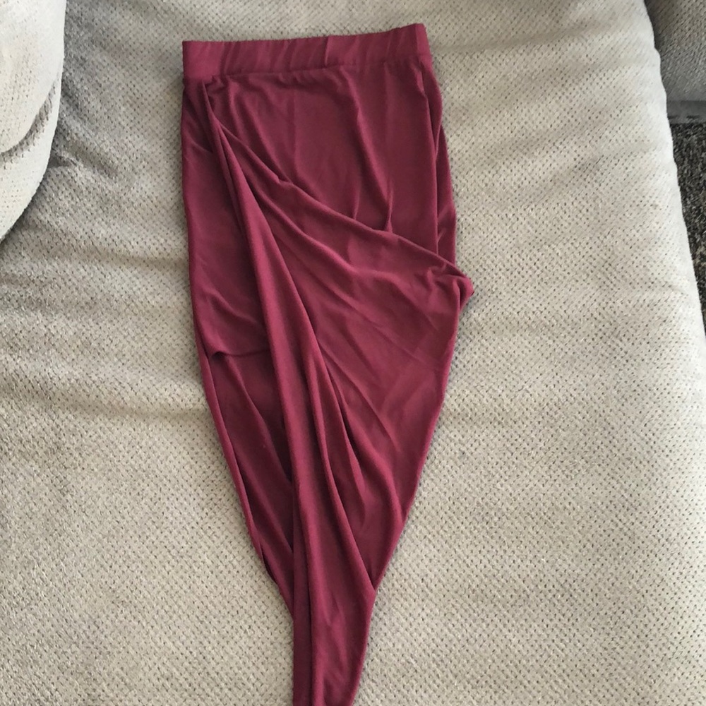 Asymmetrical skirt